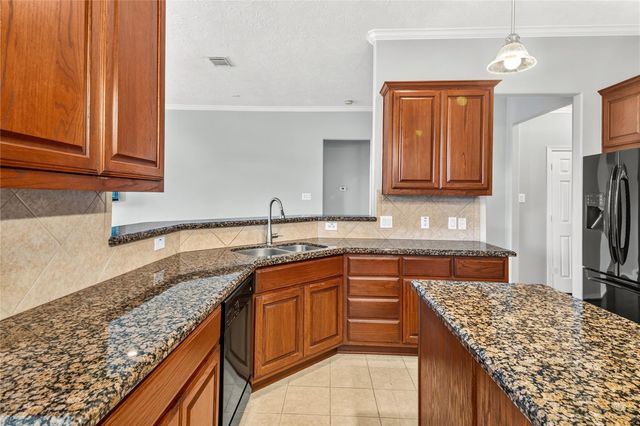 1470 Sherwood Park Circle, Houston, TX 77043