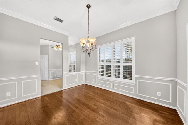 1470 Sherwood Park Circle, Houston, TX 77043