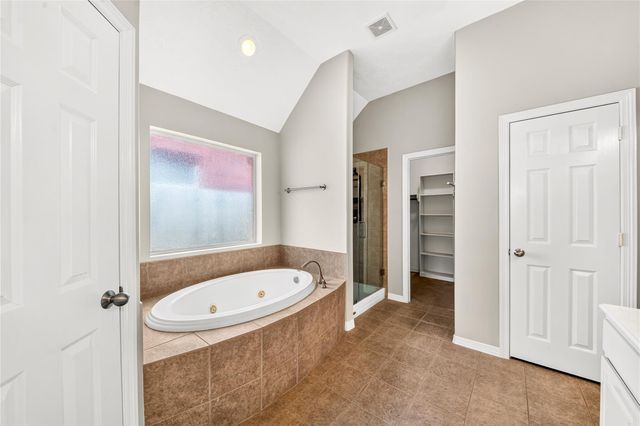 1470 Sherwood Park Circle, Houston, TX 77043