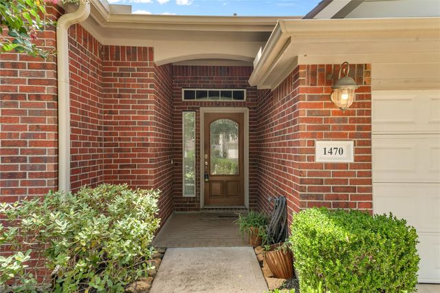 1470 Sherwood Park Circle, Houston, TX 77043