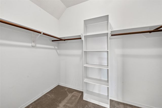 1470 Sherwood Park Circle, Houston, TX 77043
