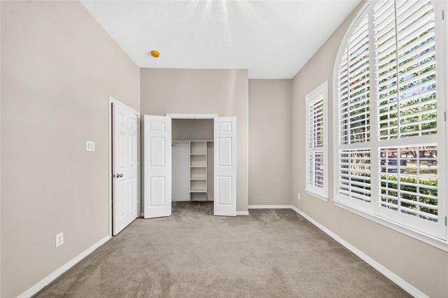 1470 Sherwood Park Circle, Houston, TX 77043