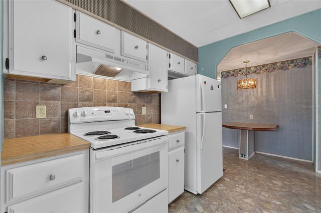 1674 NE 162ND STREET, Citra, FL 32113