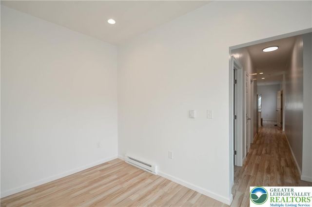 2 Elm Street, Mount Pocono Boro, PA 18344