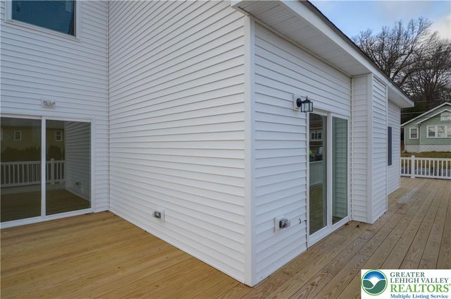 2 Elm Street, Mount Pocono Boro, PA 18344