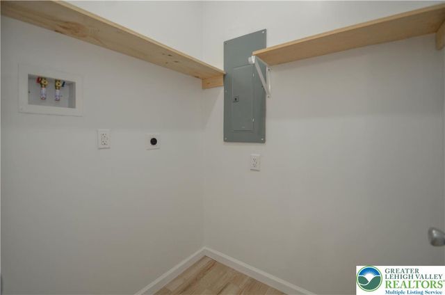 2 Elm Street, Mount Pocono Boro, PA 18344