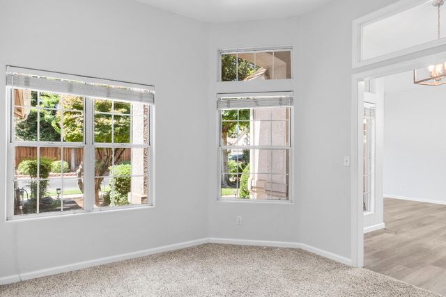 6100 N Stockdale Drive, Fresno, CA 93722