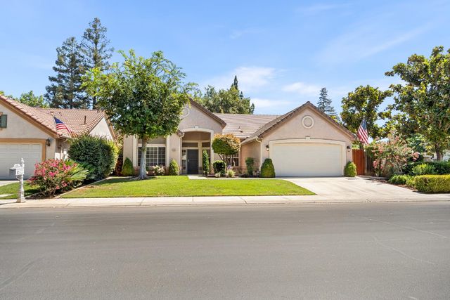 6100 N Stockdale Drive, Fresno, CA 93722