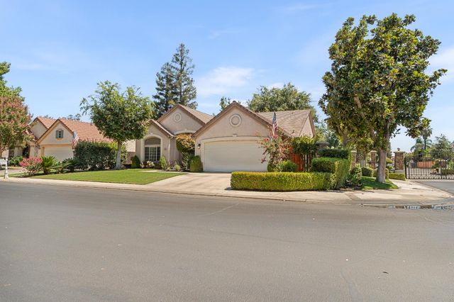 6100 N Stockdale Drive, Fresno, CA 93722