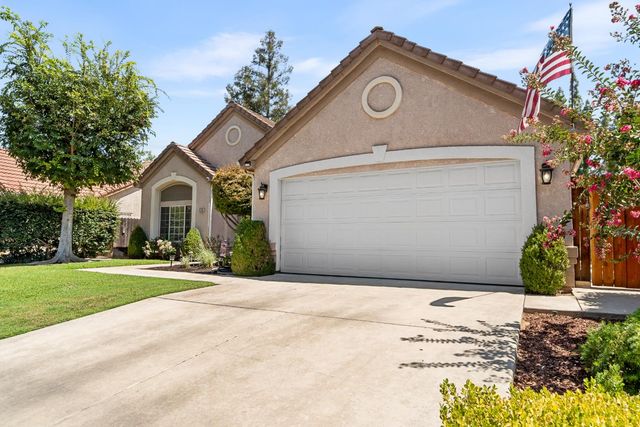 6100 N Stockdale Drive, Fresno, CA 93722