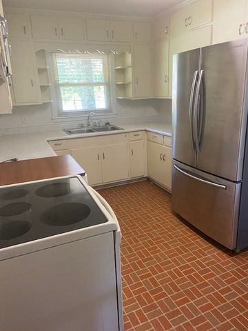 100 Fort Rutledge Road, Clemson, SC 29631