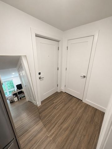 386 Market St 206, Boston, MA 02135