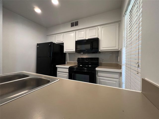 3140 Devonshire Drive 236H, Plano, TX 75075