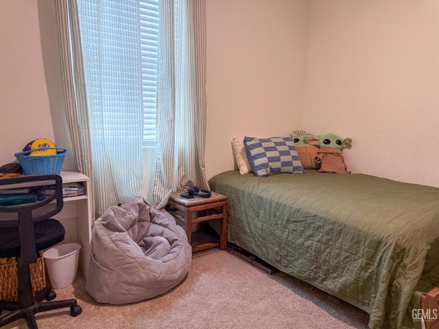 10213 Argi River Avenue, Bakersfield, CA 93311