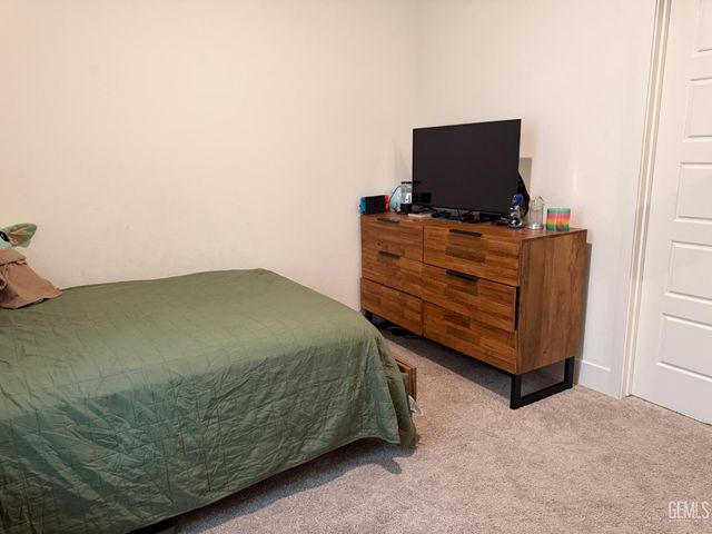 10213 Argi River Avenue, Bakersfield, CA 93311