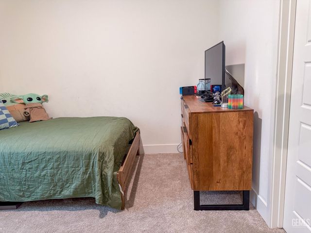 10213 Argi River Avenue, Bakersfield, CA 93311