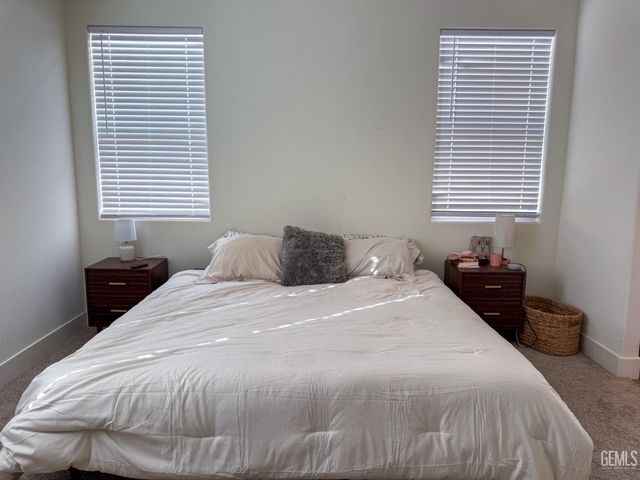 10213 Argi River Avenue, Bakersfield, CA 93311