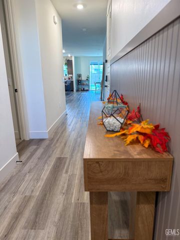 10213 Argi River Avenue, Bakersfield, CA 93311