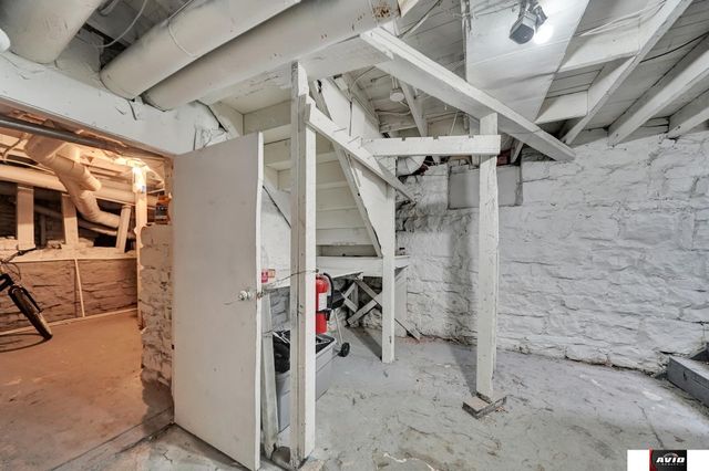 2103 A Street, Lincoln, NE 68502