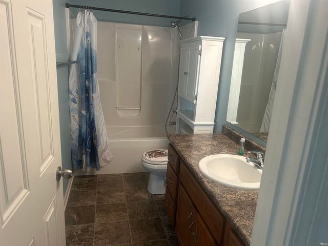 1902 Clifty Parkway Parkway, Fort Wayne, IN 46808