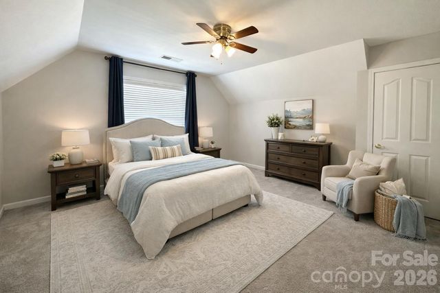 11106 Knight Castle Drive, Charlotte, NC 28277