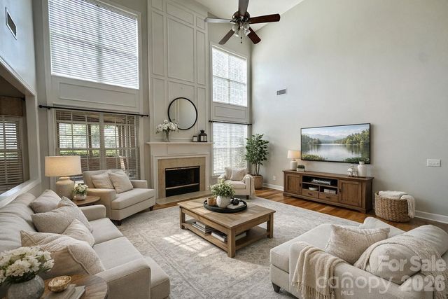 11106 Knight Castle Drive, Charlotte, NC 28277