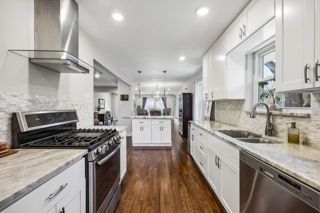 10919 Colbert Way, Dallas, TX 75218