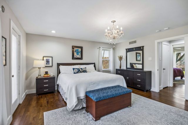 10919 Colbert Way, Dallas, TX 75218