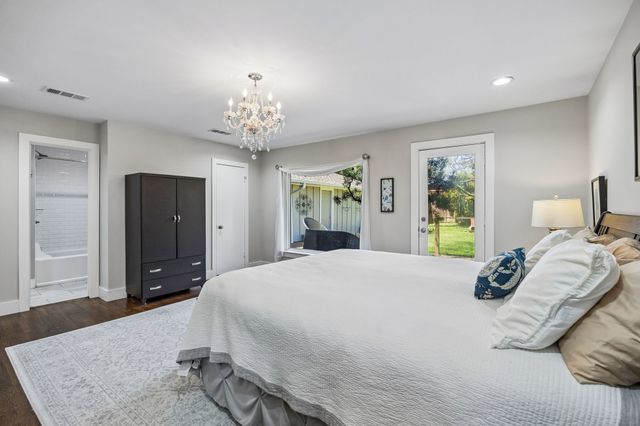 10919 Colbert Way, Dallas, TX 75218