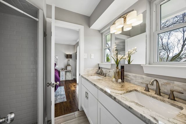 10919 Colbert Way, Dallas, TX 75218