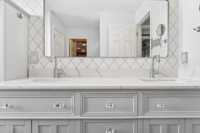 12164 Jefferson Street, Perrysburg, OH 43551