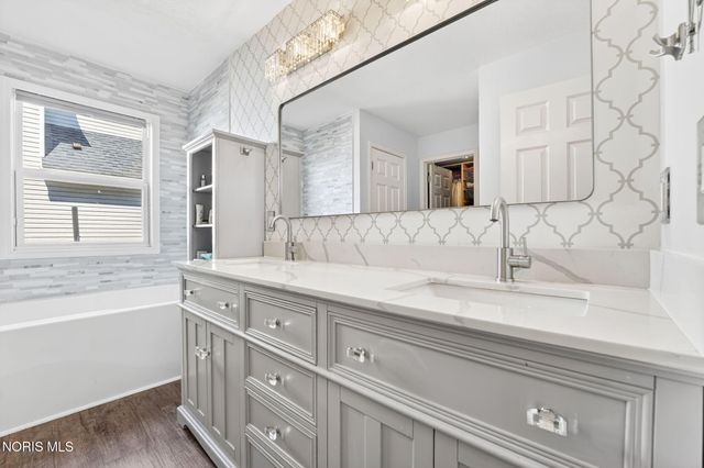 12164 Jefferson Street, Perrysburg, OH 43551