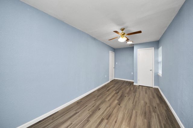 11510 Lock Gate Lane, Houston, TX 77048