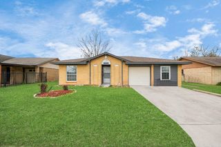 11510 Lock Gate Lane, Houston, TX 77048