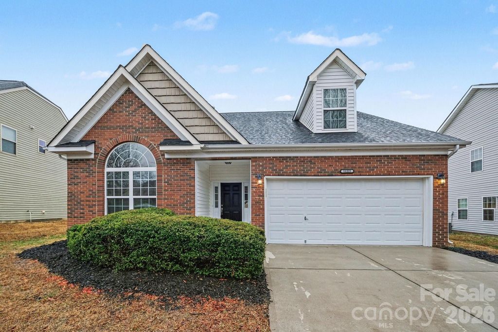 11225 Amherst Glen Drive, Charlotte, NC 28213