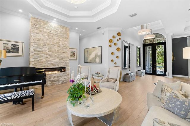 7837 Classics DR, Naples, FL 34113