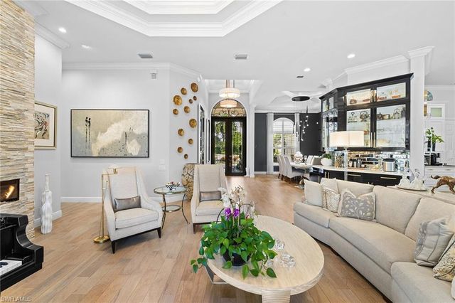 7837 Classics DR, Naples, FL 34113