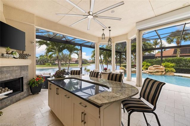 7837 Classics DR, Naples, FL 34113