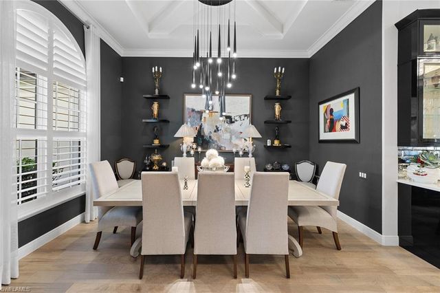 7837 Classics DR, Naples, FL 34113