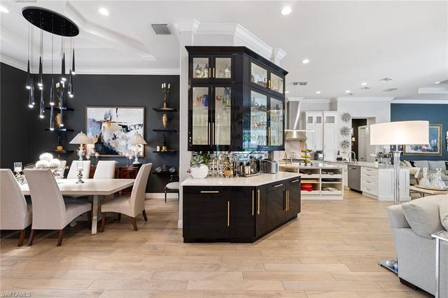 7837 Classics DR, Naples, FL 34113