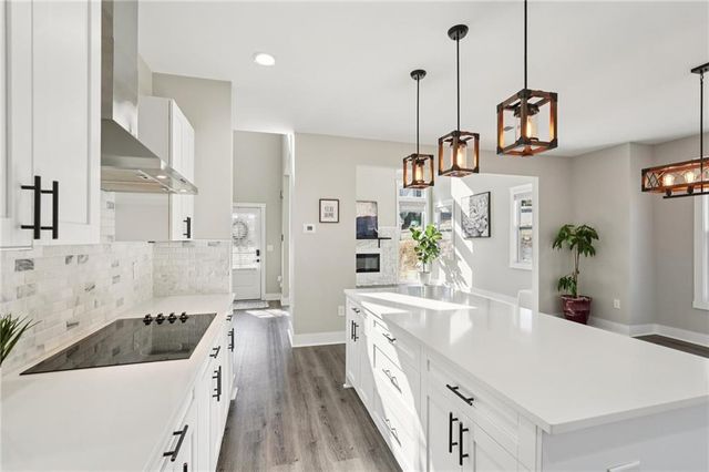 181 Eagle Glen Drive, Woodstock, GA 30189