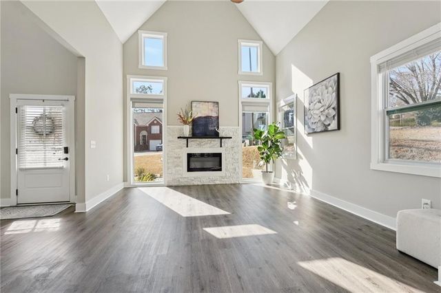 181 Eagle Glen Drive, Woodstock, GA 30189