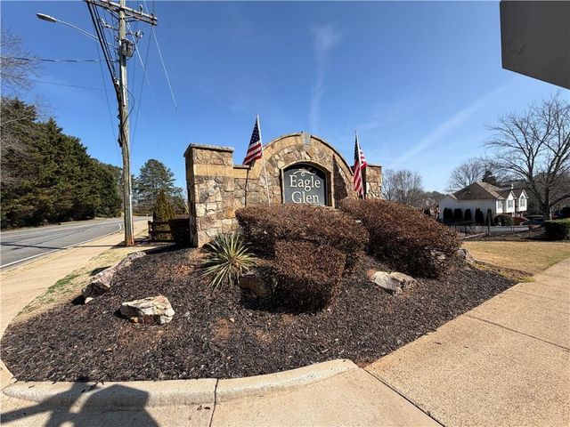 181 Eagle Glen Drive, Woodstock, GA 30189