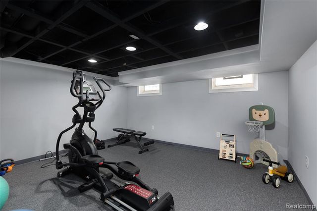 18221 Muirland Street, Detroit, MI 48221