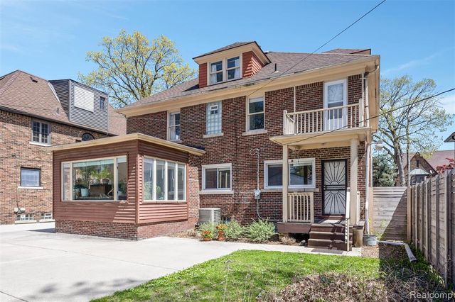 18221 Muirland Street, Detroit, MI 48221