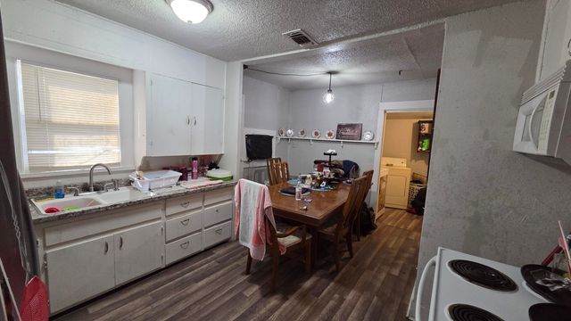 1808 18th Street, Lubbock, TX 79401