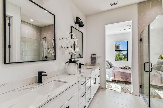 1218 E KAY STREET 27, Tampa, FL 33602