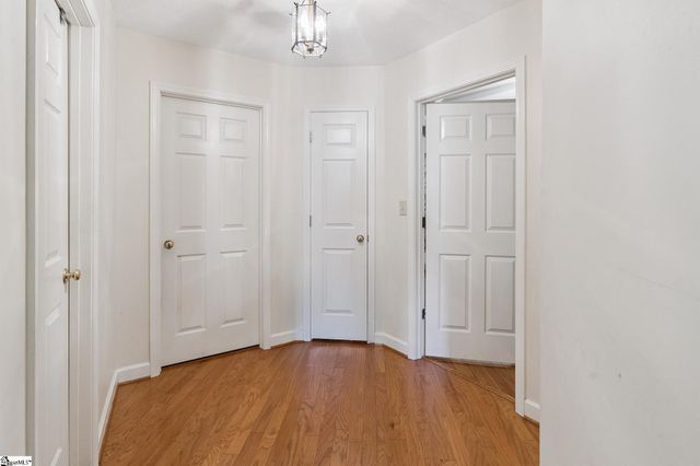 6 Pecan Grove Court, Travelers Rest, SC 29690