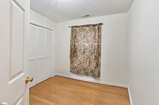 6 Pecan Grove Court, Travelers Rest, SC 29690