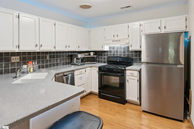 6 Pecan Grove Court, Travelers Rest, SC 29690